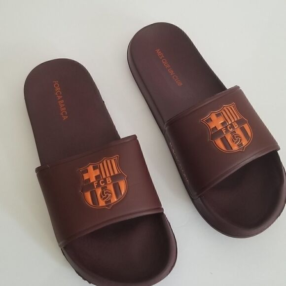FCB Barcelona Men slippers sz 12 - Picture 3 of 8